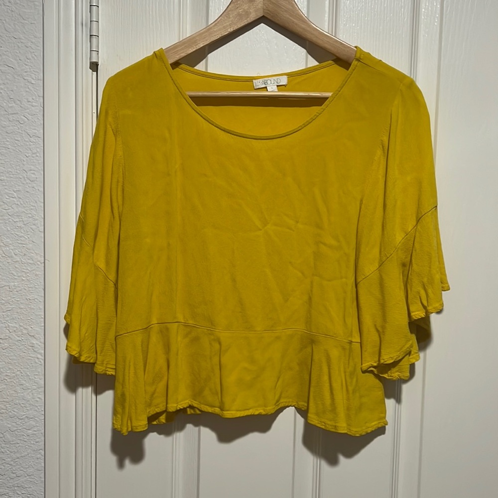 Cheery Yellow Top